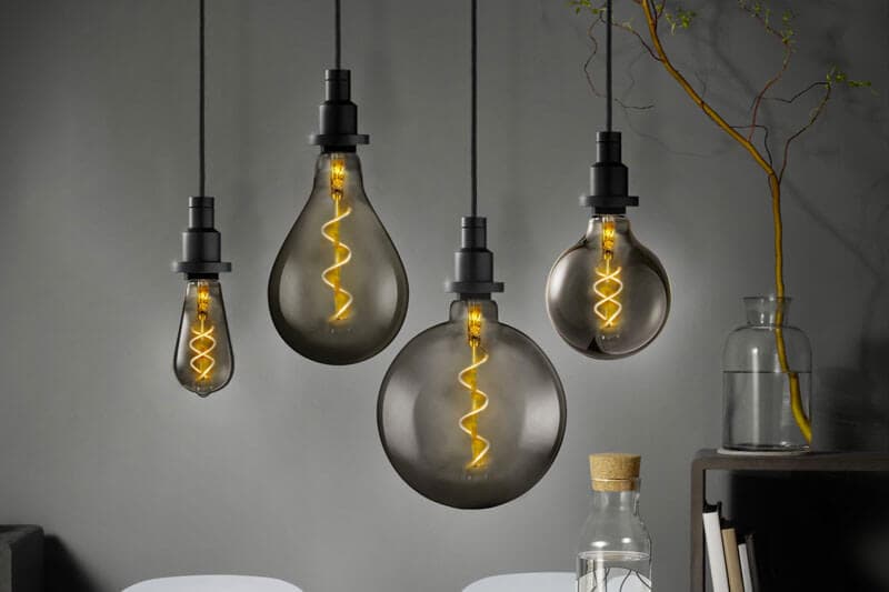 Einzigartiges Design: Die Heißluftballon-Hängelampe von Benago Lights