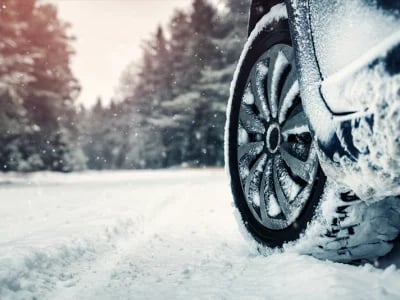 Die Unterschiede Zwischen Textil- Und Metall-Schneeketten kaufen