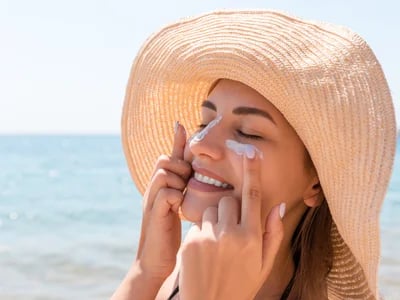 Sonnenschutz Neu Gedacht: Der Erste Nachfüllbare Sonnencreme Stick für Umweltbewusste