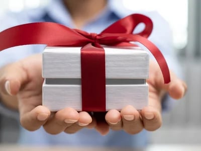 Werbegeschenke in wenigen Klicks: So funktioniert HiGift