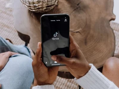Mit FollowersHive die besten TikTok Follower kaufen und Deine Community erweitern