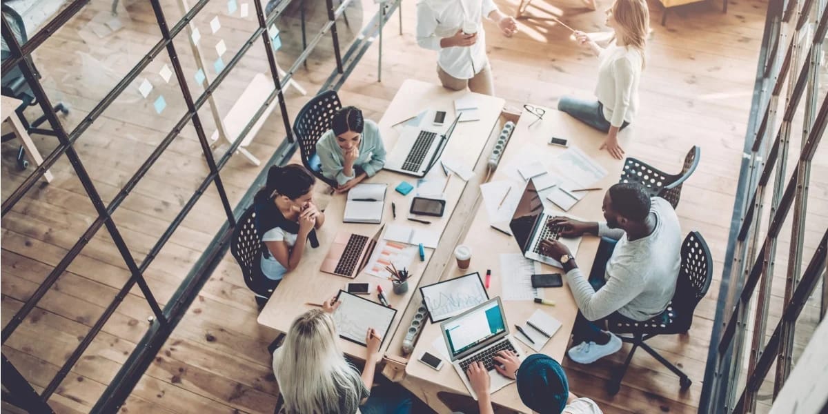 Headhunter vs. klassische Personalvermittlung: Was ist besser?