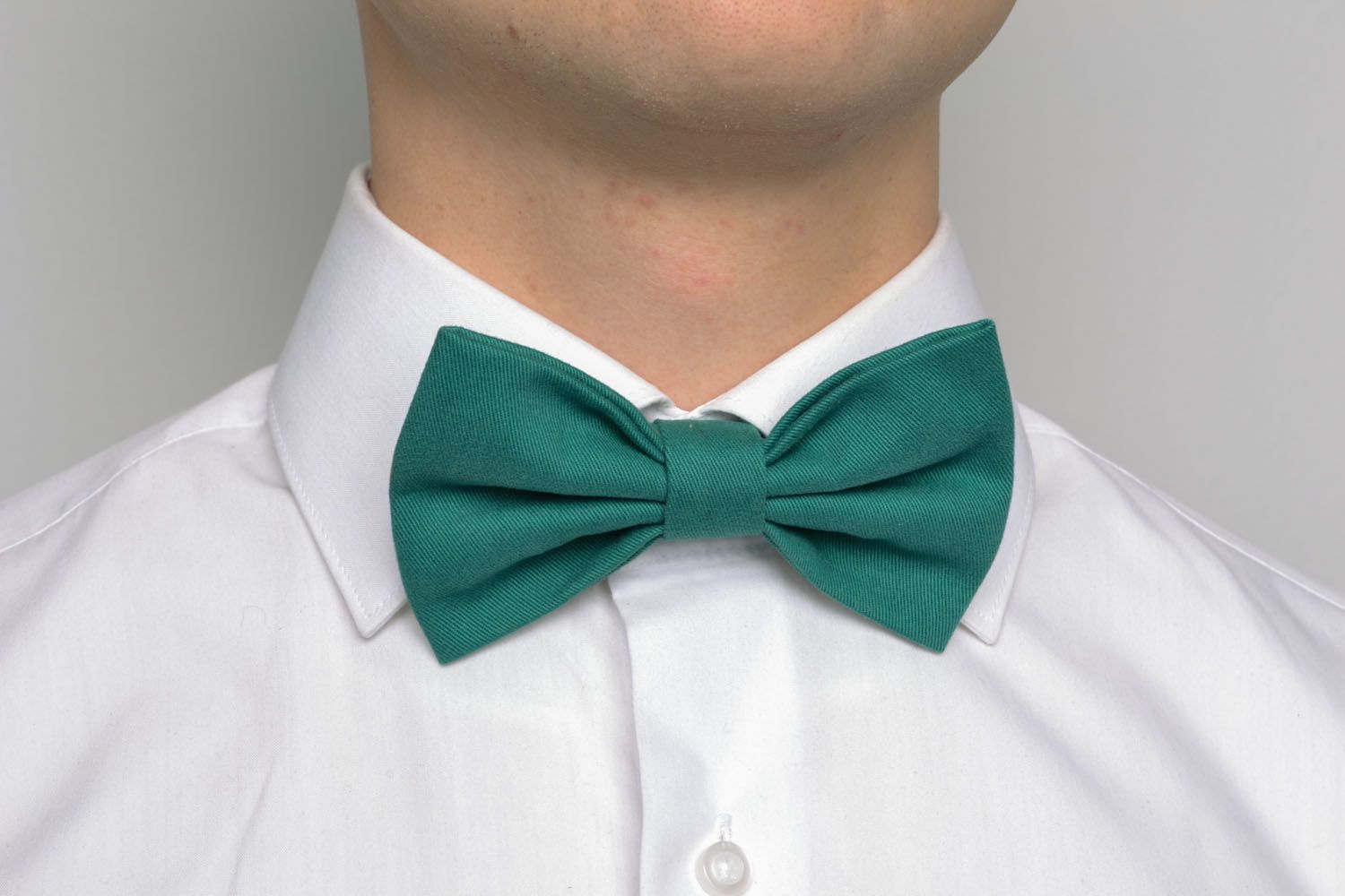 Feierliche Eleganz: Die Grüne Fliegen Kollektion für Hochzeiten und Festliche Events