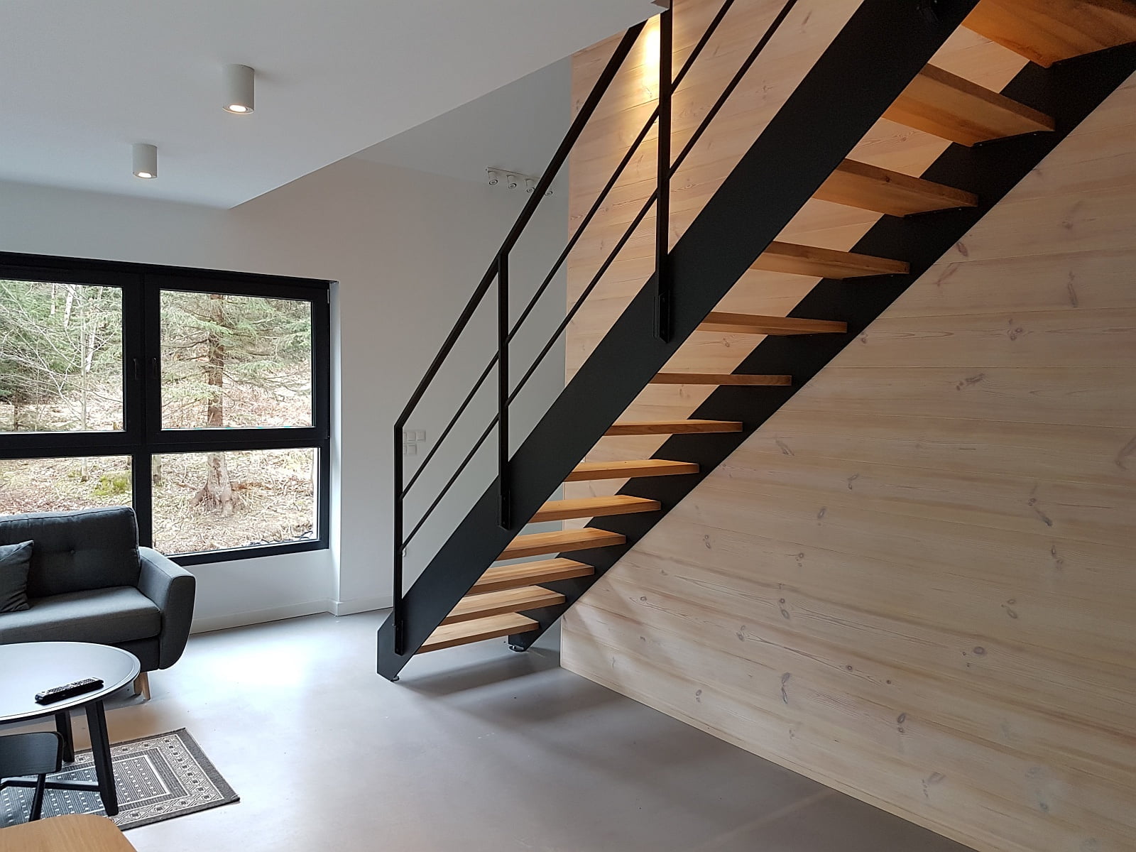 Von Holz bis Metall: Die Vielfalt der Treppen aus Polen und warum sie die perfekte Wahl für Ihr Projekt sind