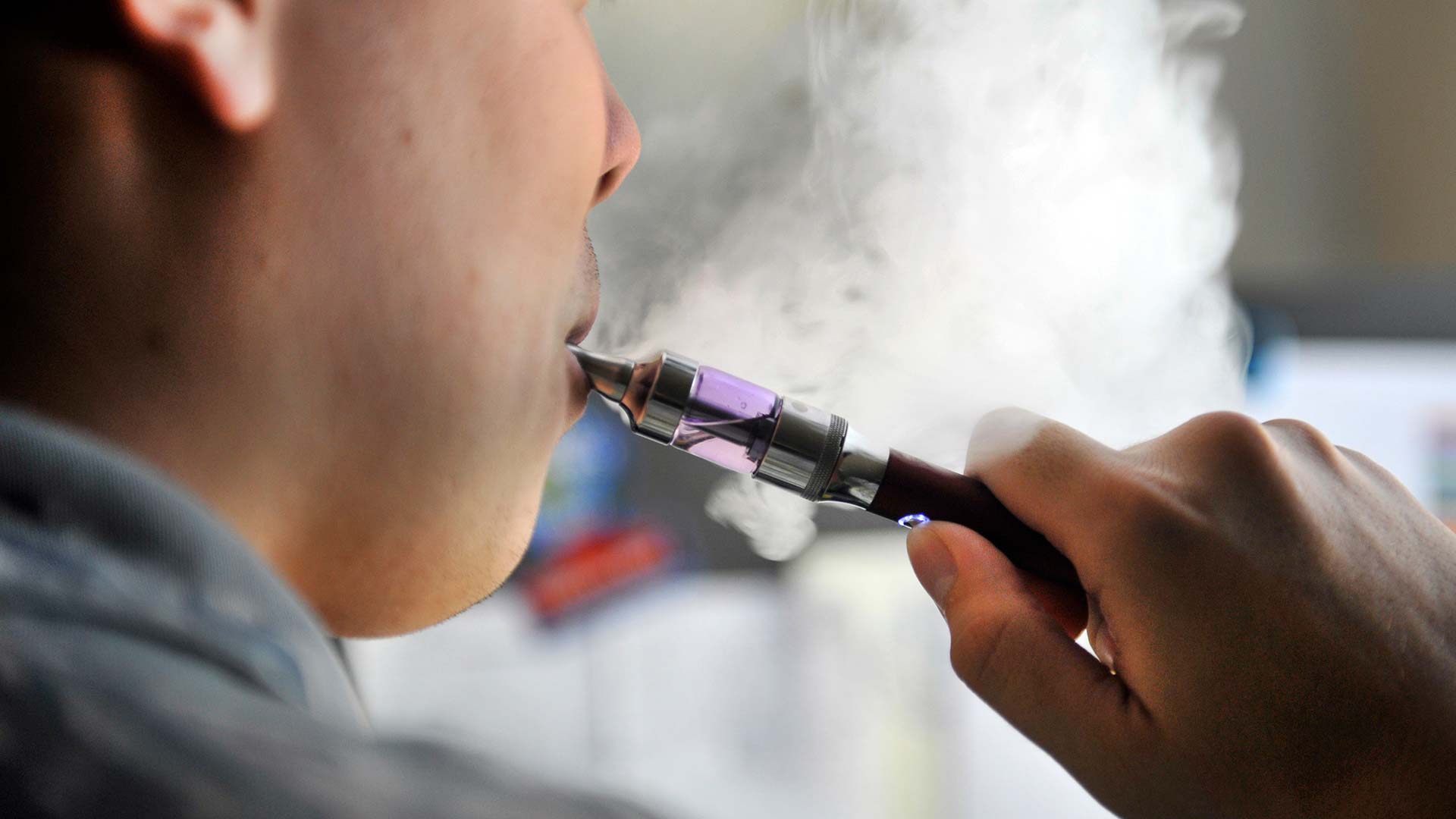 Jetzt im Angebot: Al Fakher 30K Hypermax Vape mit intensiven Aromen und langer Lebensdauer